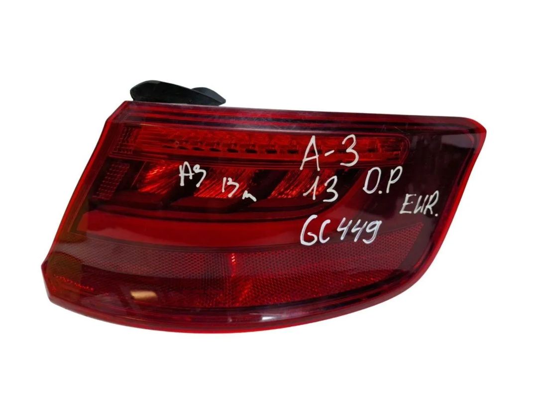 AUDI A3 8V (2012-2020) Rear Right Taillight Lamp 8V4945096A 30163622