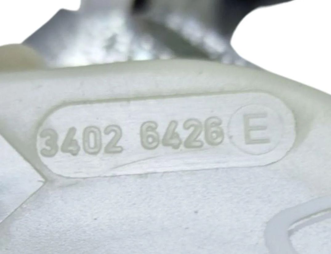 VOLKSWAGEN Jetta 3 generation (1992-1998) Aizmugurējā kreisā drošības josta 33035173B,5C6857805D 30164707