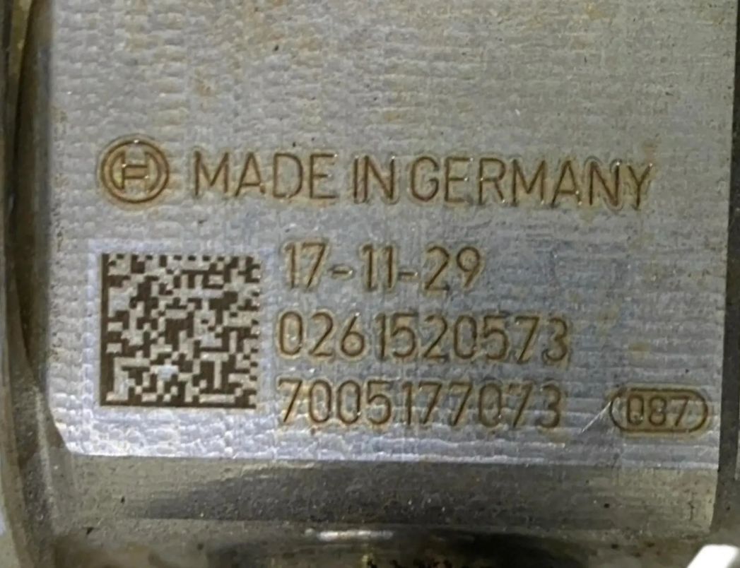 AUDI A4 B8/8K (2011-2016) Fuel Pump 04E127025D 30165135