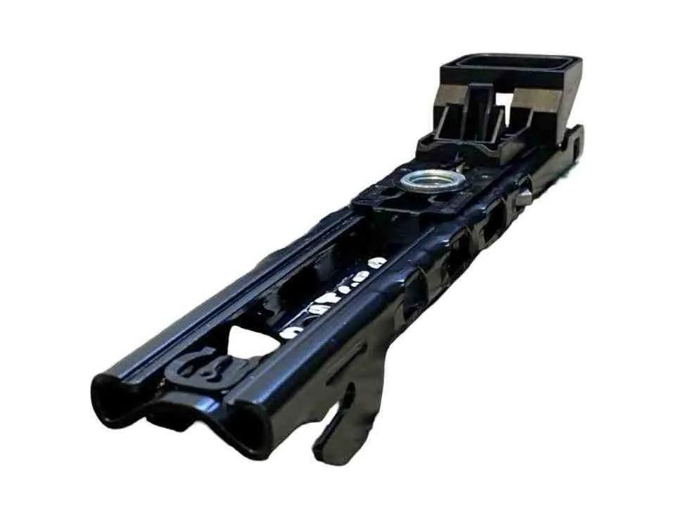 VOLKSWAGEN Passat B7 (2010-2015) Регулятор высоты ремня безопасности (передний правый) 4M0857819 32414213