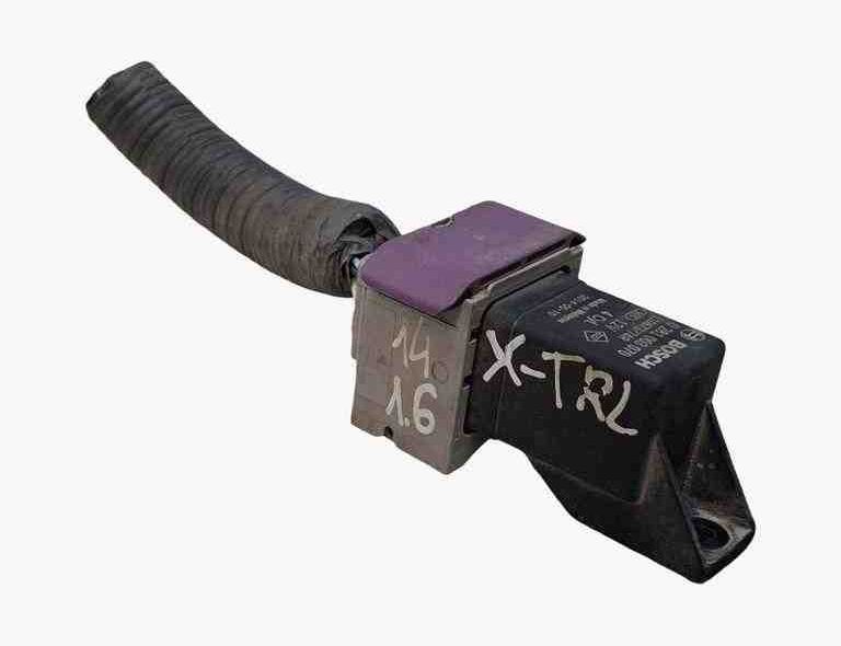 NISSAN X-Trail T32 (2013-2022) Aizdedzes sveces 0281003070 32579392