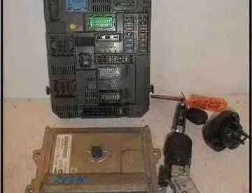 PEUGEOT 208 Peugeot 208 (2012-2015) Комплект зажигания 9805353080 32473590