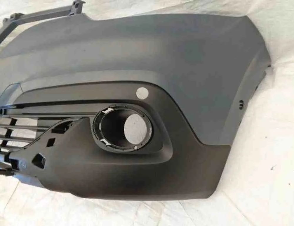 RENAULT Kadjar 1 generation (2015-2024) Priekšējais bamperis 620223503R 32487645