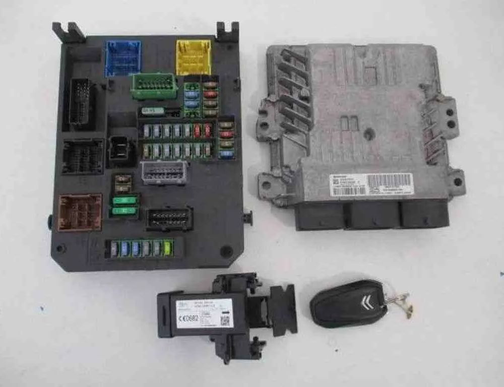 CITROËN C3 Picasso 1 generation (2008-2016) Engine ECU Set 9804127280,9806687980 32491474