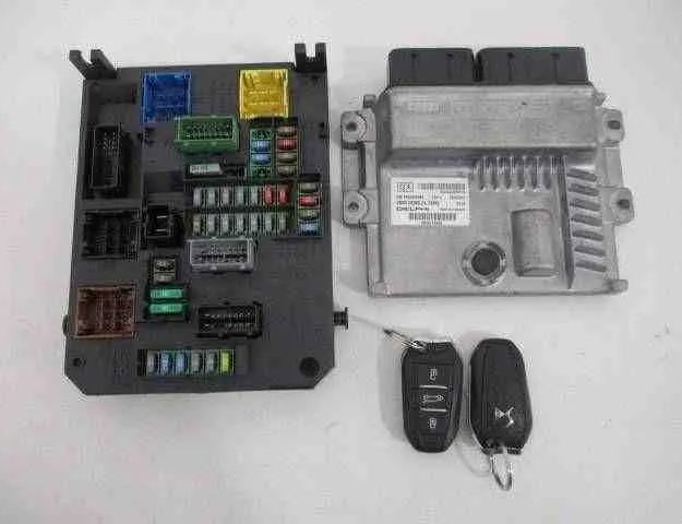 CITROËN DS5 1 generation (2012-2015) Комплект зажигания 9808270880,9664992380,9804828580 32494701