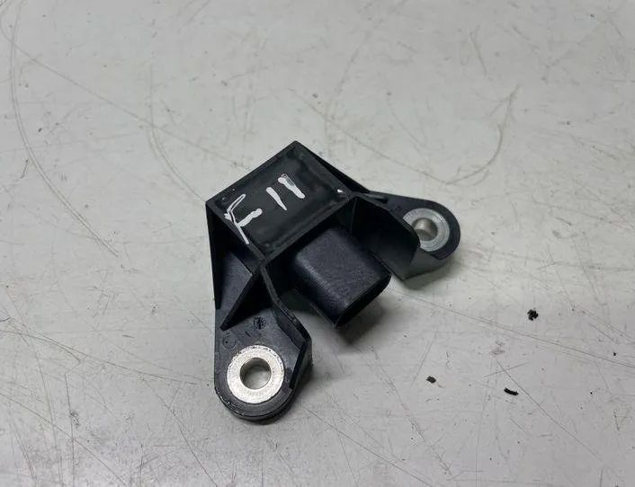 BMW 5 Series F10/F11 (2009-2017) Front Right Impact Sensor 9159310 22167908