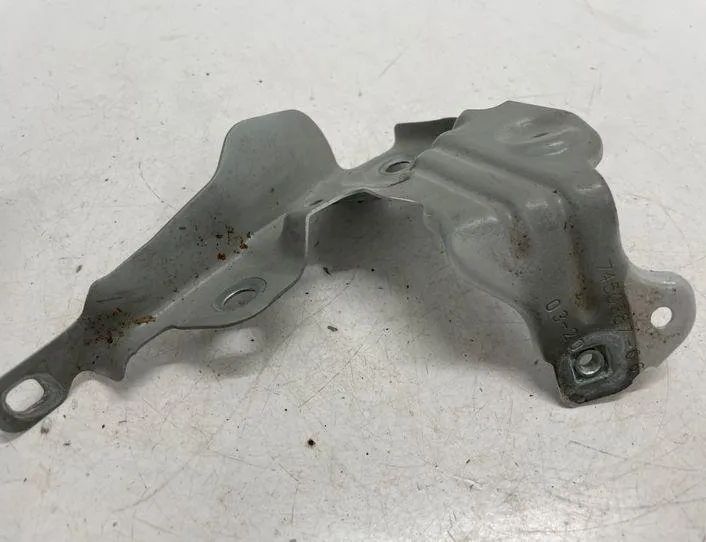 BMW 1 Series F40 (2019-2024) Front Left Fender Holder 7450387 22173989