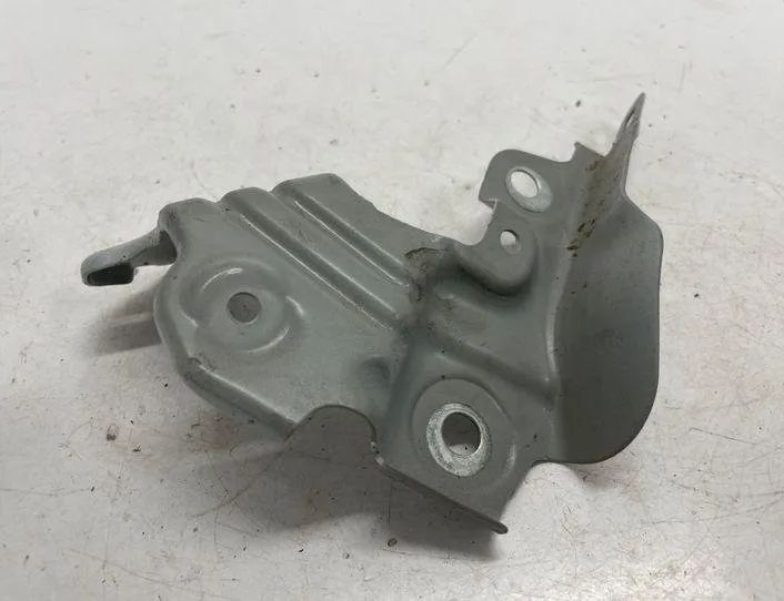 BMW 1 Series F40 (2019-2024) Front Left Fender Holder 7450387 22173989