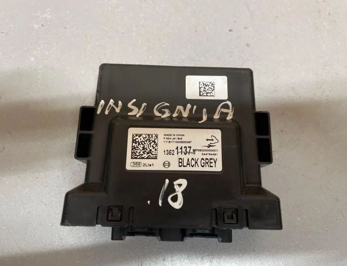OPEL Insignia B (2017-2024) Komforta vadības bloks 13521137 22191896