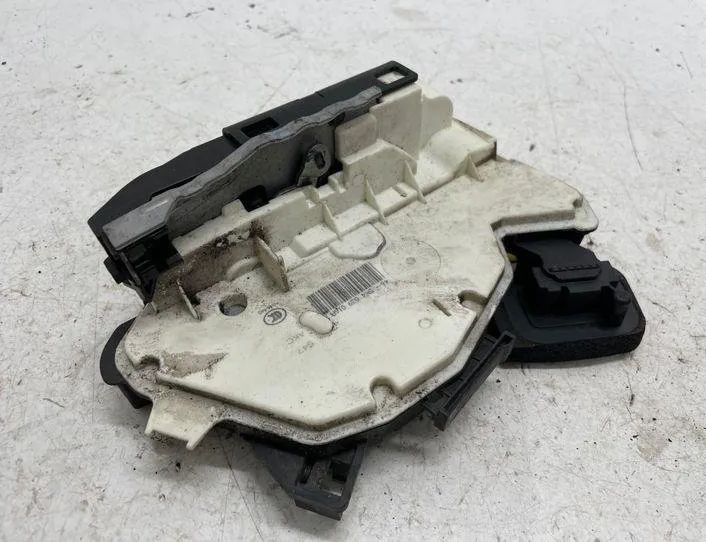 VOLKSWAGEN Variant VII TDI (2014-2024) Замок задней правой двери 5K4839016R 22193871