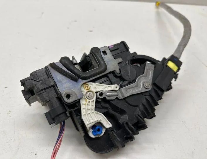 MERCEDES-BENZ C-Class W205/S205/C205 (2014-2023) Rear Right Door Lock A0997304200 22203380