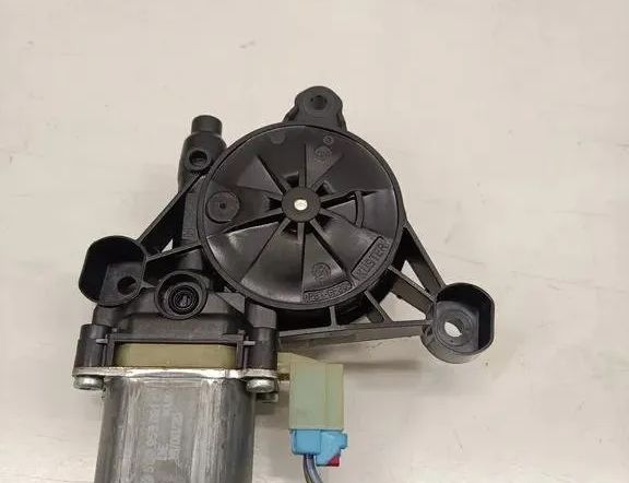 AUDI Q2 1 generation (2016-2024) Front Left Door Window Regulator Motor 5Q0959801 26717452