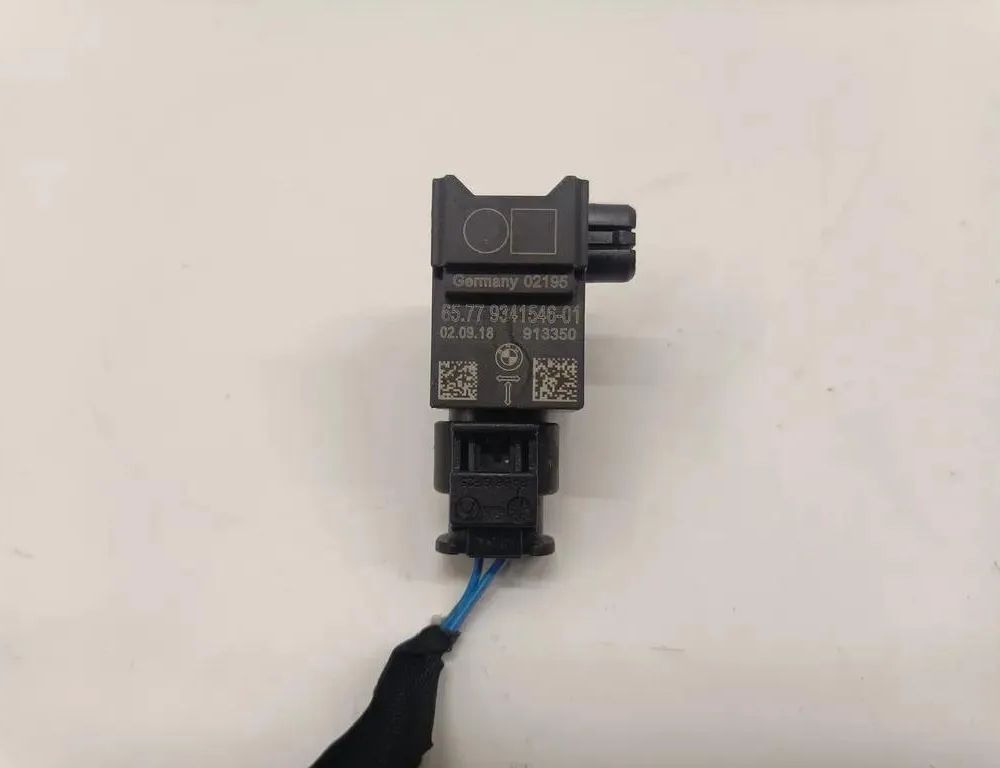 BMW 7 Series G11/G12 (2015-2023) Kreisās puses sānu trieciena sensors 9341546 26918760