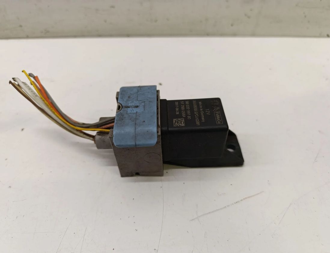 OPEL Crossland X 1 generation (2017-2023) Relays 9803299780 29065679