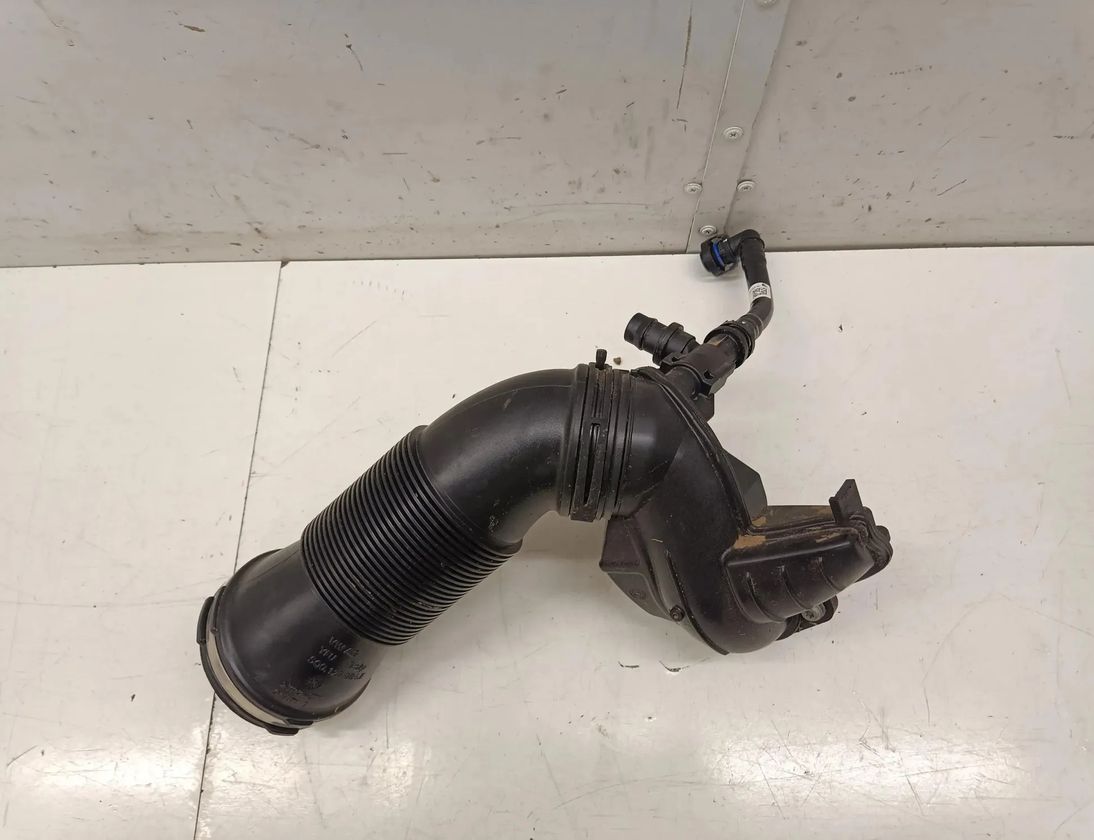AUDI A3 8Y (2020-2024) Air Intake Tube 5Q0129684E 30120650