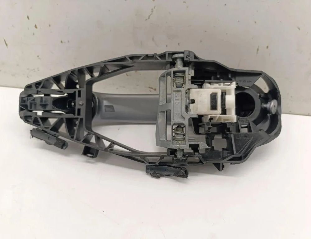 BMW 2 Series F44 (2019-2023) Rear right door outer handle 9881778 30324625