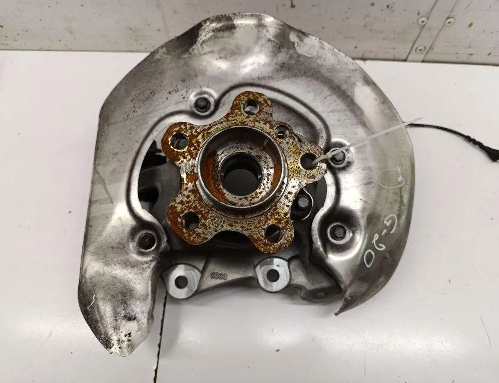 BMW 3 Series G20/G21/G28 (2018-2024) Rear Right Wheel Hub 8838134 30367881