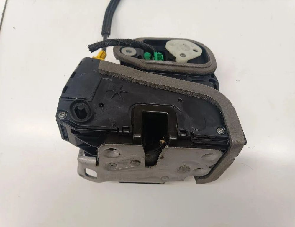 OPEL Astra K (2015-2021) Rear Right Door Lock C3039076 30799370