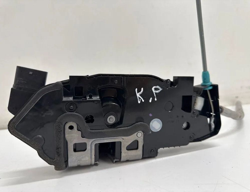 MERCEDES-BENZ A-Class W177 (2018-2024) Замок передней левой двери A0997201702 30820553