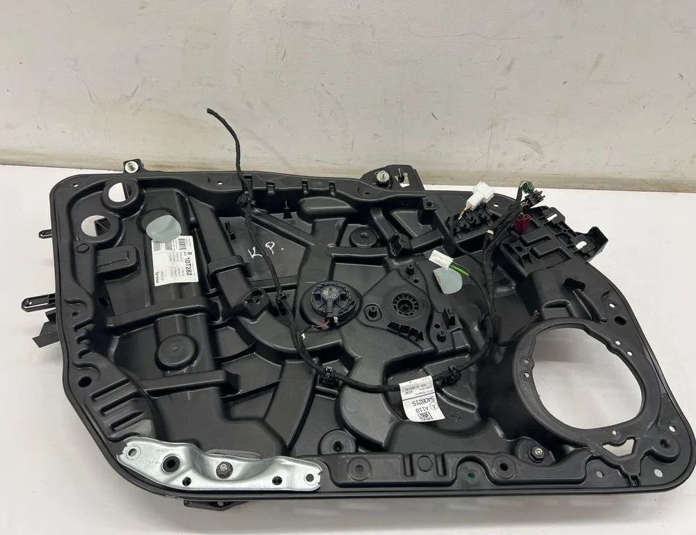 MERCEDES-BENZ CLA-Class C118 (2019-2023) Aizmugurējo kreiso durvju logu pacēlājs A0997203102 31988605