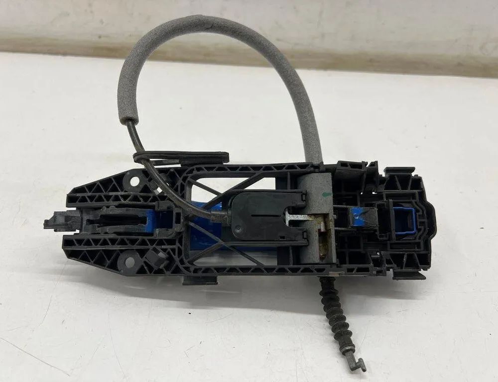 AUDI A3 8V (2012-2020) Left Side Sliding Door Exterior Handle 8V0839885 32184358