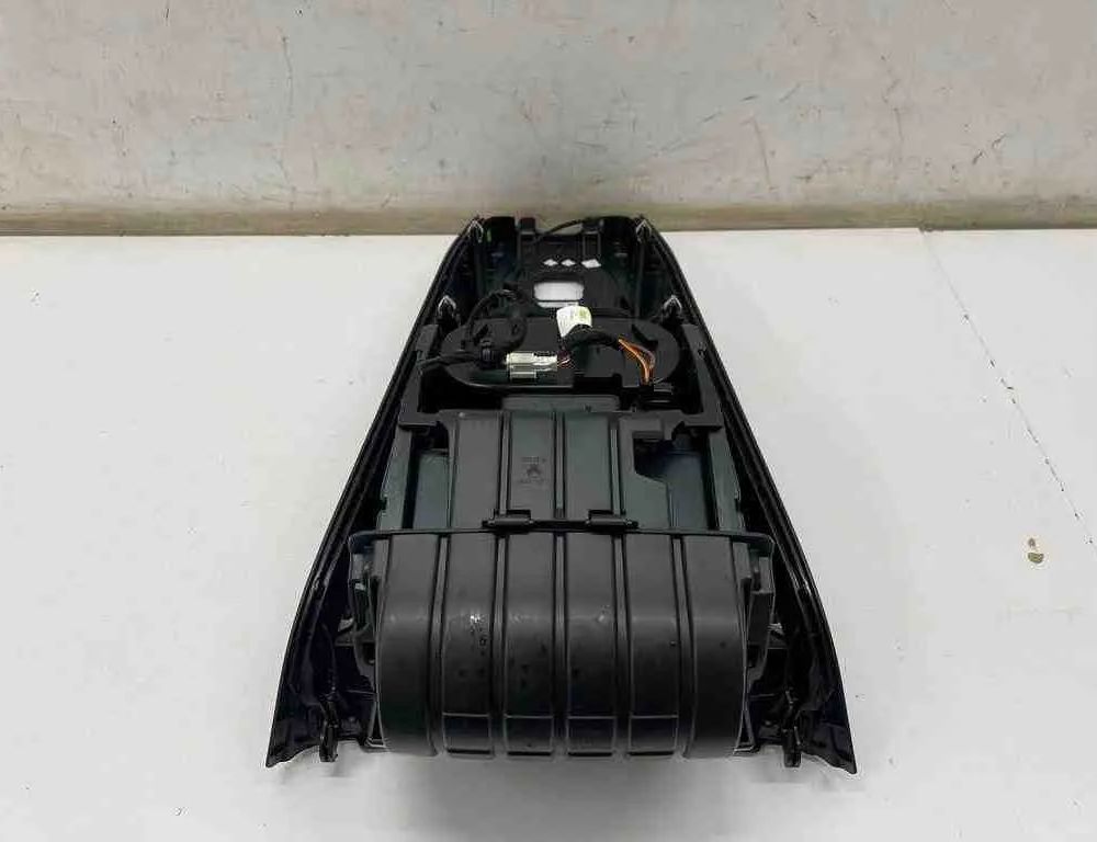 MERCEDES-BENZ CLA-Class C118 (2019-2023) Centrālā konsole A1776801201 32695960