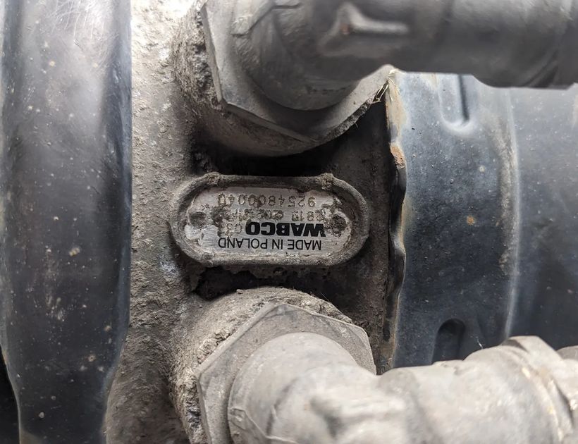 MERCEDES-BENZ ACTROS MP2 / MP3 (2002-present) 1 generation (2023-2023) Energy accumulator 9254800040 31228333