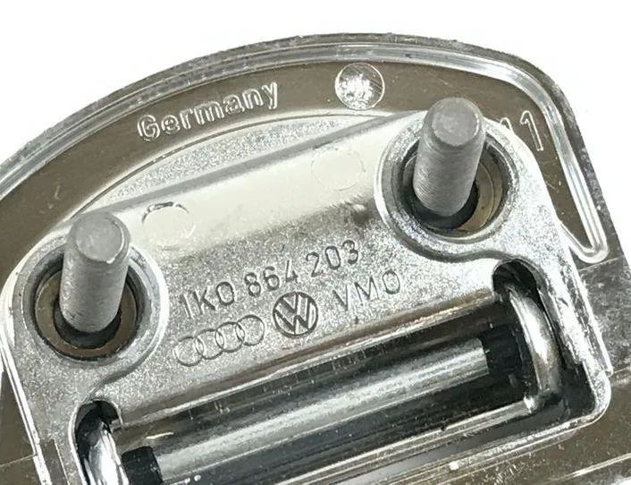 VOLKSWAGEN Touareg 2 generation (2010-2018) Citas apdares detaļas 1K0864203 24565126