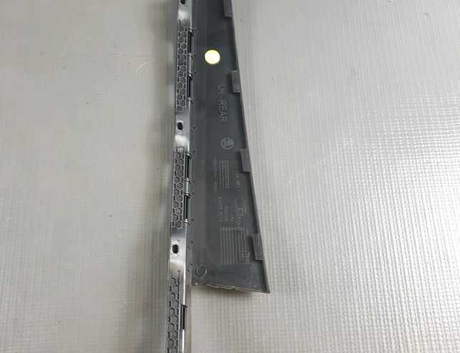 SKODA Superb 3 generation (2015-2023) Rear Left Door Window Molding 3V0839901 26760609