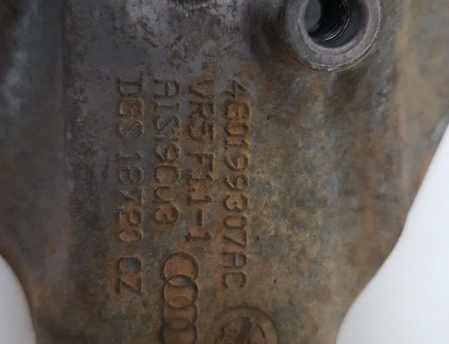 AUDI A6 C7/4G (2010-2020) Labais motora stiprinājums 4G0199307AC 31361475