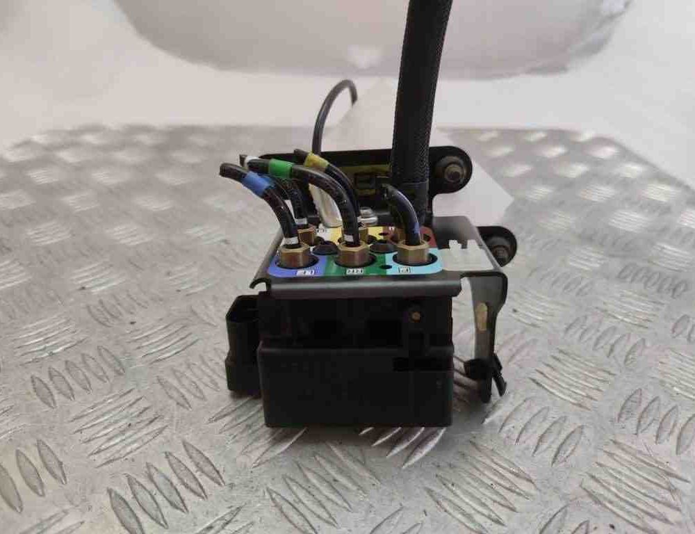 MASERATI Levante 1 generation (2016-2024) Блок управления подвеской воздуха '0670158901','15150002073' 17242625