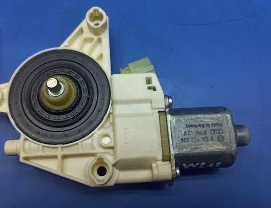 MERCEDES-BENZ E-Class W212/S212/C207/A207 (2009-2016) Маторчик стеклоподъемника задней правой двери A2048200642,961108100 21194702