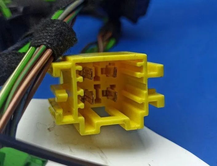 MERCEDES-BENZ C-Class W204/S204/C204 (2004-2015) Дверные кабели спереди справа A2045409835,4431 21205218