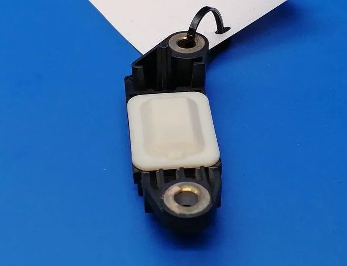 MERCEDES-BENZ E-Class W211/S211 (2002-2009) Датчик удара задний левый 0018209126 21213077