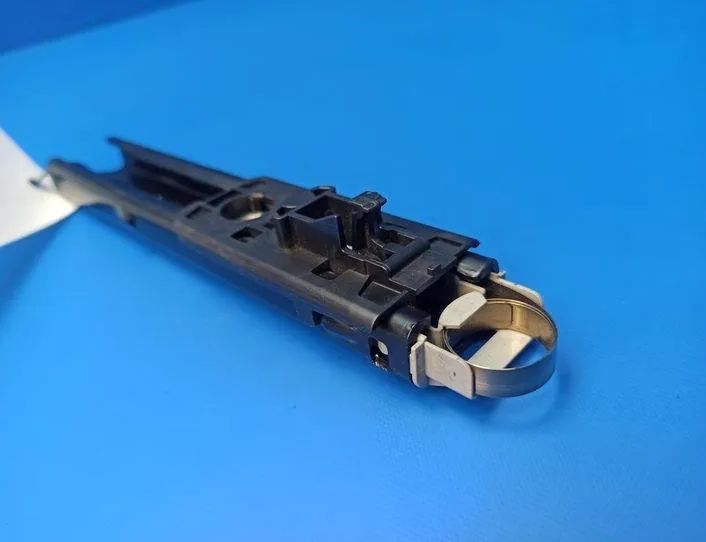 MERCEDES-BENZ E-Class W211/S211 (2002-2009) Регулятор высоты ремня безопасности спереди слева A2118600688 21213663