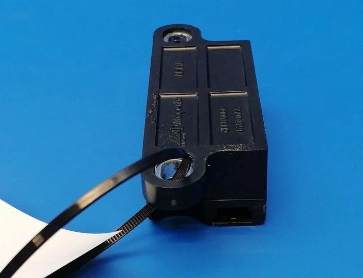 MERCEDES-BENZ E-Class W211/S211 (2002-2009) Боковой датчик удара правый A0038200726 21214996