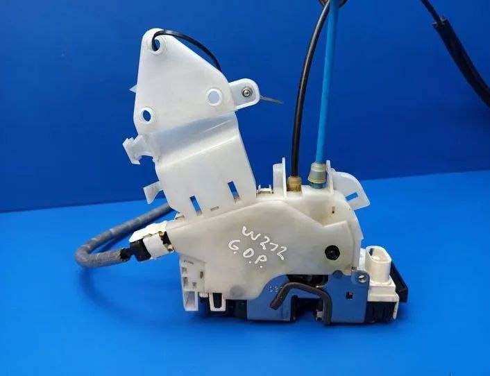 MERCEDES-BENZ E-Class W212/S212/C207/A207 (2009-2016) Замок задней правой двери A2047302235,A2127330208 21215848