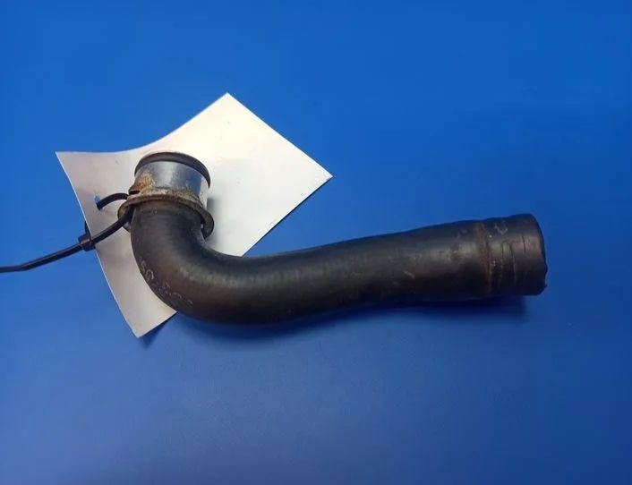 MERCEDES-BENZ CLS-Class C219 (2004-2010) Dzesēšanas šļauka / truba 642 21216528