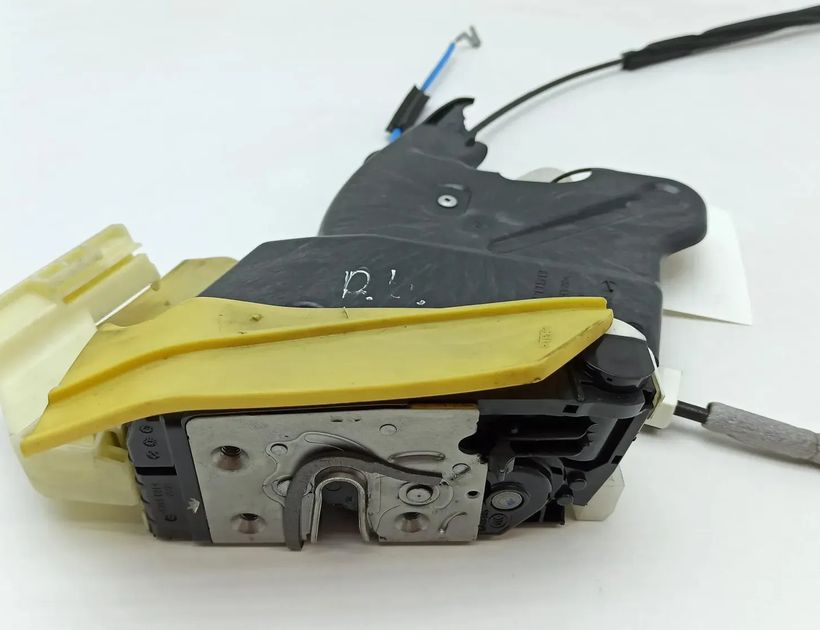 MERCEDES-BENZ E-Class W212/S212/C207/A207 (2009-2016) Rear Right Door Lock 45041214 30236344