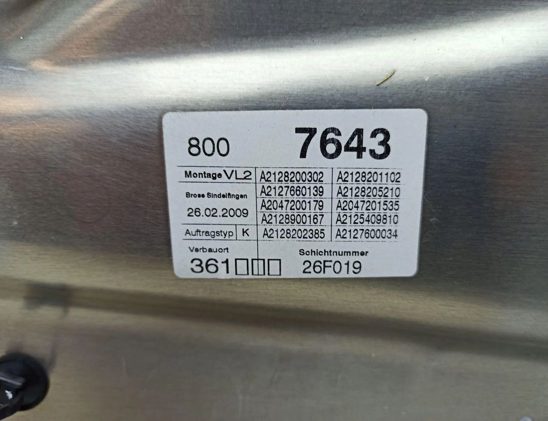 MERCEDES-BENZ E-Class W212/S212/C207/A207 (2009-2016) Priekšējo kreiso durvju logu pacēlājs A2128200302,981692105 30242836