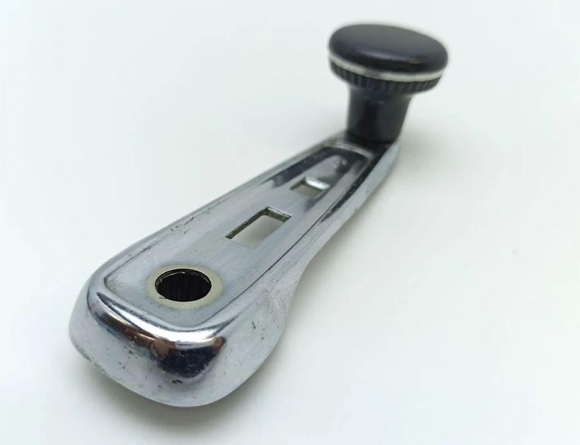 MERCEDES-BENZ W123 1 generation (1975-1985) Logu atvēršanas rokturis 30248304