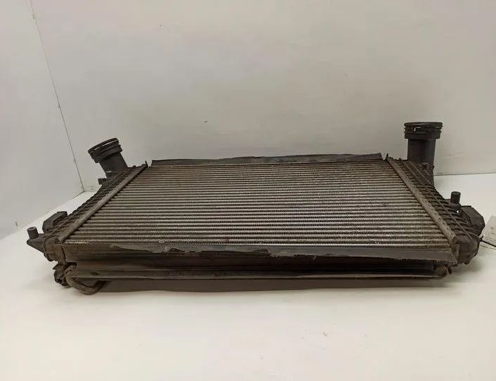 VOLKSWAGEN Passat Variant 1 generation (2010-2024) Starpdzesētāja/interkūlera radiators 3c0145805p 21496023