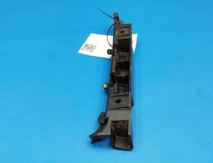 BMW 7 Series E65/E66 (2001-2008) Aizmugurējā kreisā bampera stiprinājums 72758411,8223248 21530457