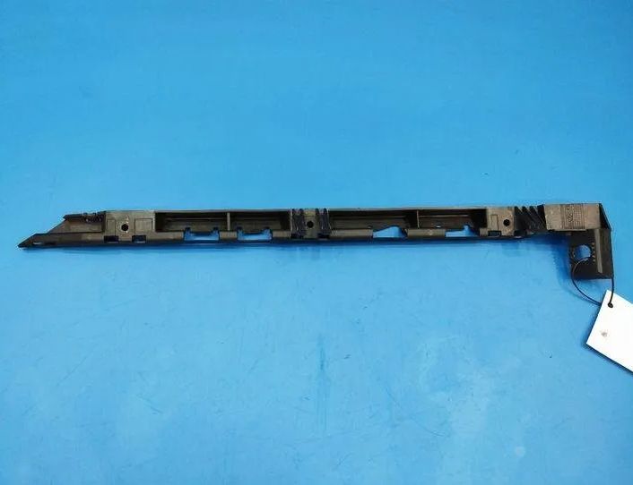 BMW 7 Series E65/E66 (2001-2008) Aizmugurējā kreisā bampera stiprinājums 8245313 21530462