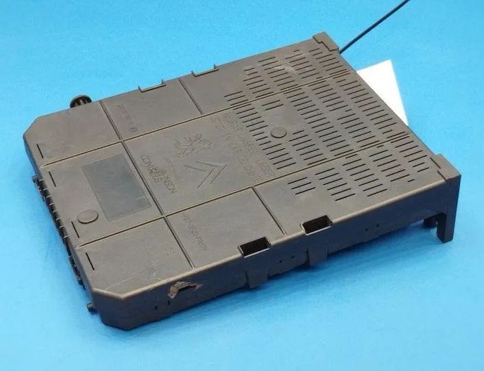 PEUGEOT 407 1 generation (2004-2010) Блок предохранителей 966405888002 21531260