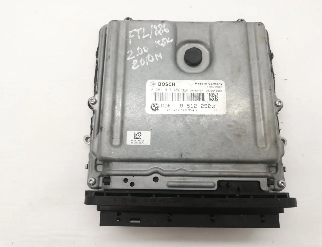 BMW 3 Series E90/E91/E92/E93 (2004-2013) Блок управления двигателем 0281017450 10613111