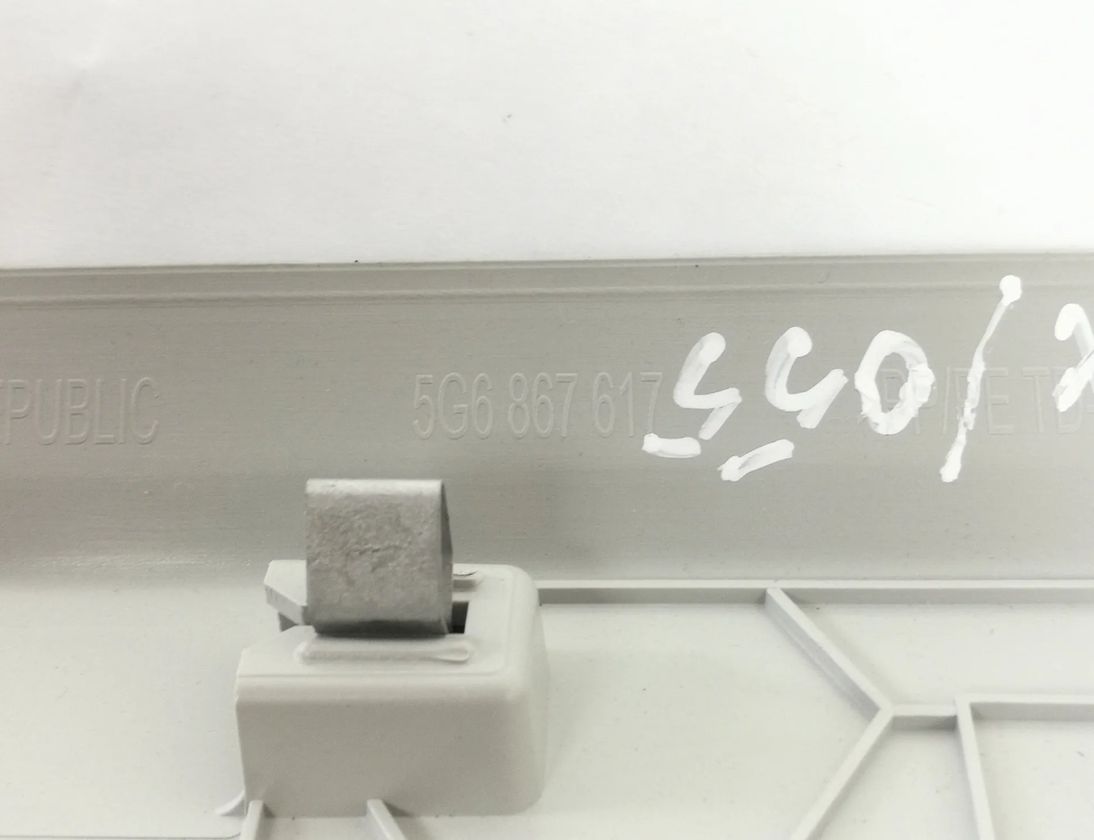 VOLKSWAGEN Golf 7 generation (2012-2024) Other Interior Parts 5G6867617 11398274