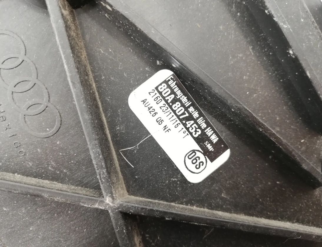 AUDI Q5 FY (2016-2024) Левый держатель заднего бампера 80A807453 11762979