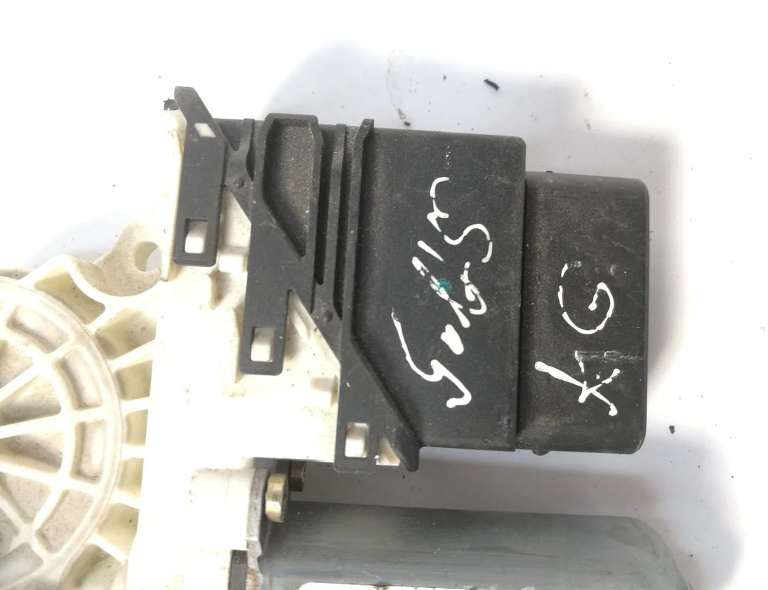 VOLKSWAGEN Golf 5 generation (2003-2009) Rear Left Door Window Control Motor 1K0959703C 13118878