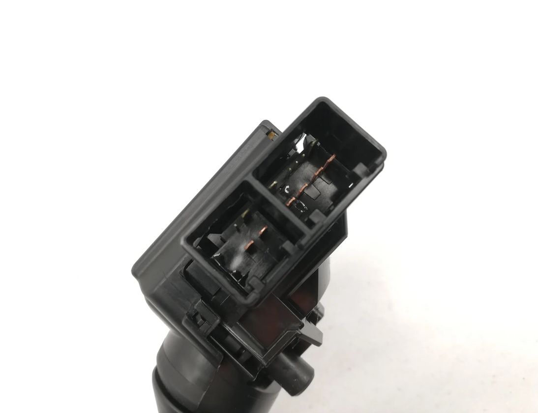 TOYOTA Yaris 3 generation (2010-2019) Управление стеклоочистителями 17F144 14338739